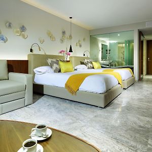 Junior Suite Garden View